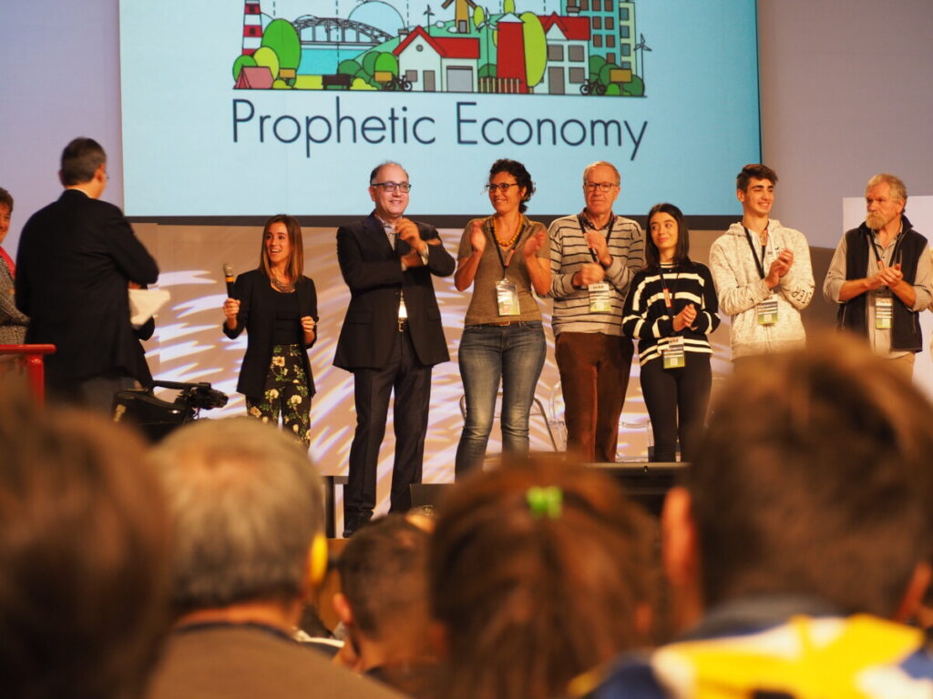 Prophetic Economy: the binomial of ecology and economics