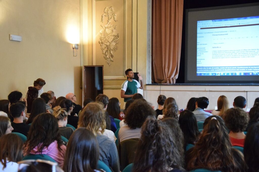 Una escuela con dimensión de ciudad
