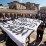 Ports Closed to Arms, the Assisi Motion brought to Rome