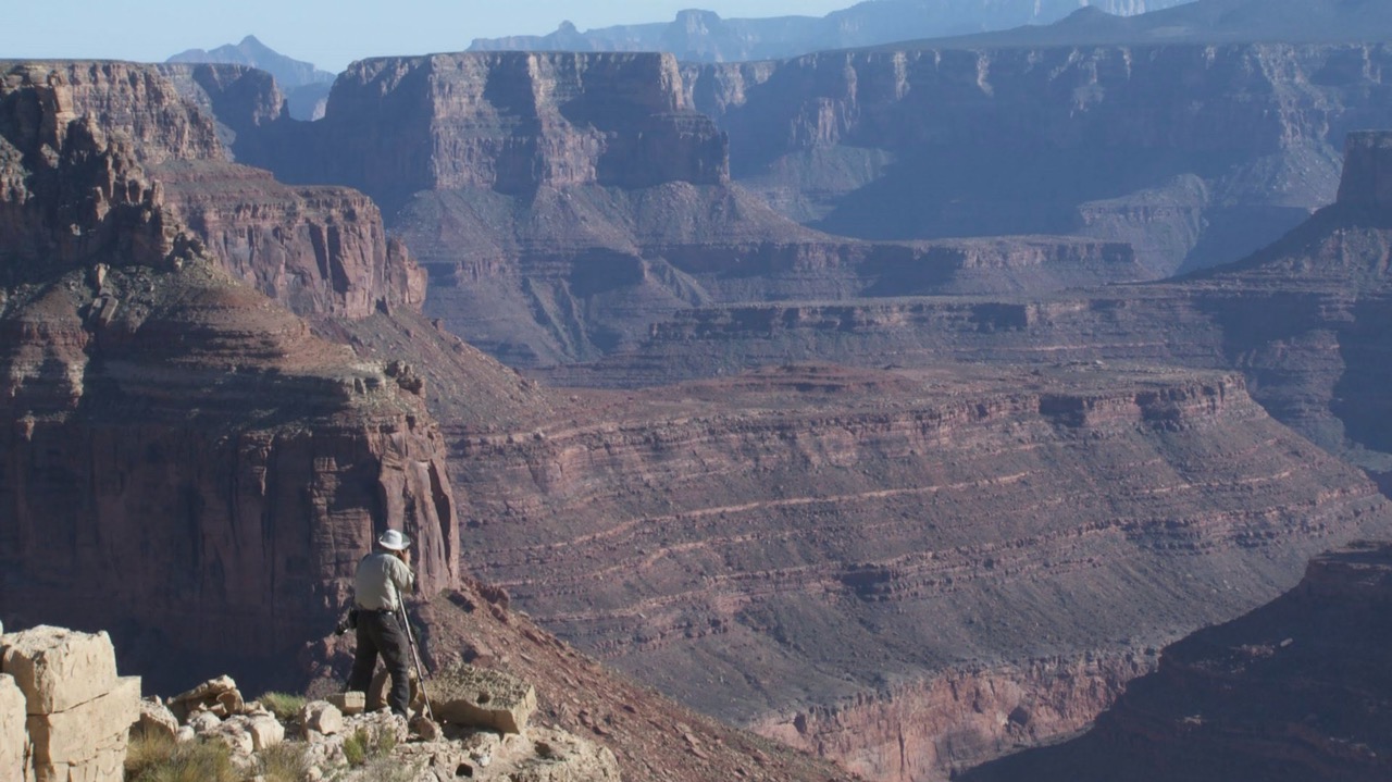 Foto tratte dal documentario Il sale della terra distribuito da Officine UBU
