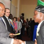 “Instrumentos de paz para um coração partido”