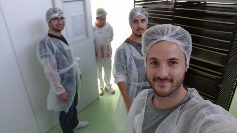 Carl e il suo tirocinio per costruire il mondo unito